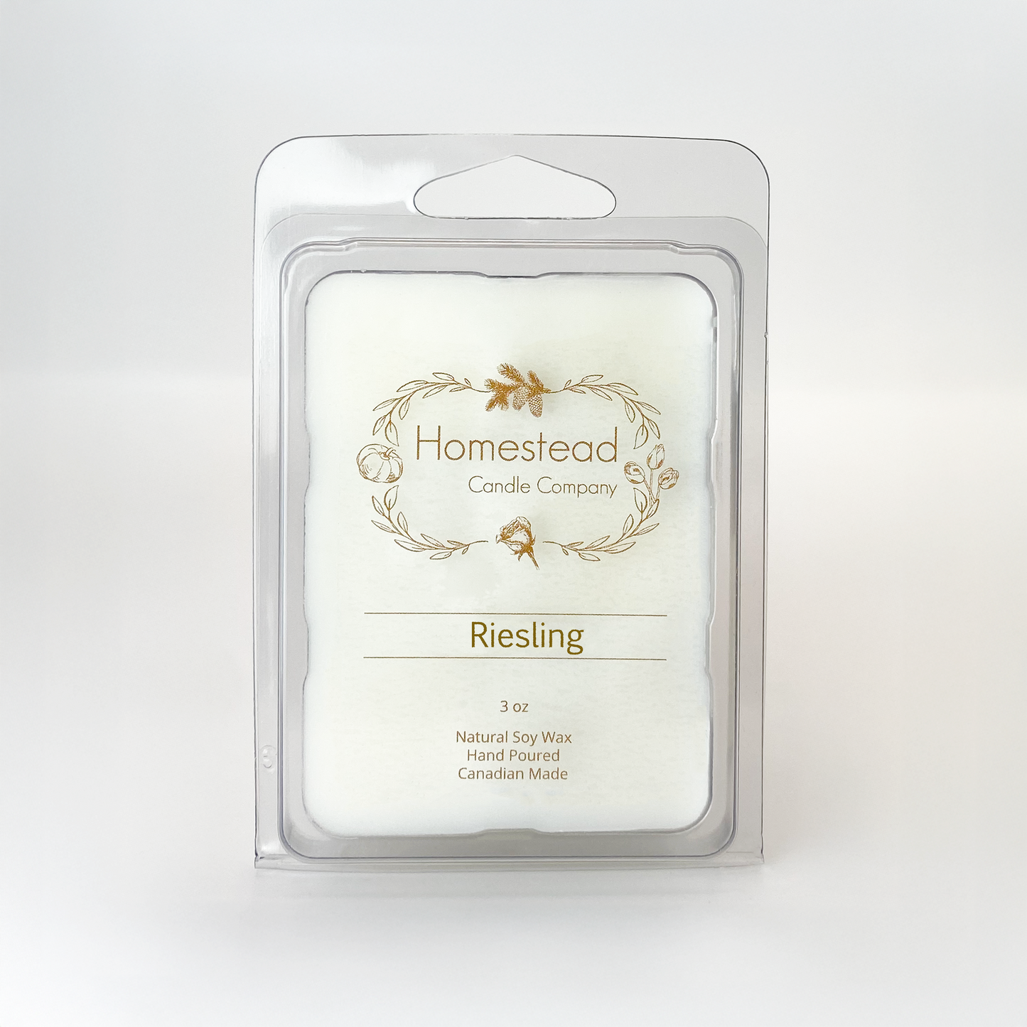 Homestead Riesling soy wax melt with a wine-inspired pear fragrance and sweet fruity undertones